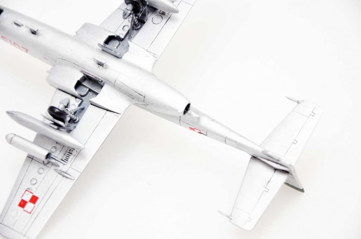 F - Modelarsko.pl - TS-11 Iskra - wathering (1)